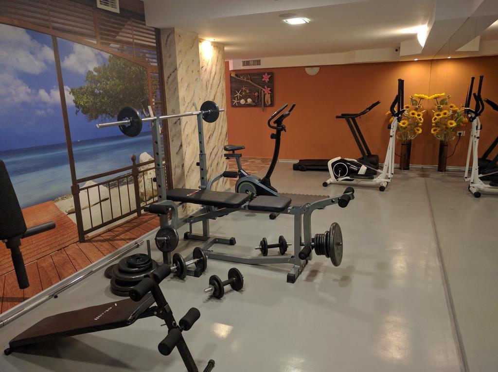 Family Hotel Teos Китен Экстерьер фото