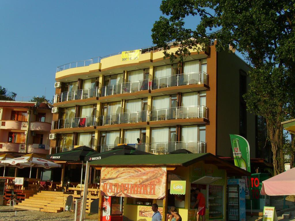 Family Hotel Teos Китен Экстерьер фото